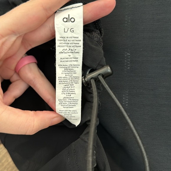 Alo Sheer Mesh Bliss Jacket - Picture 9 of 10